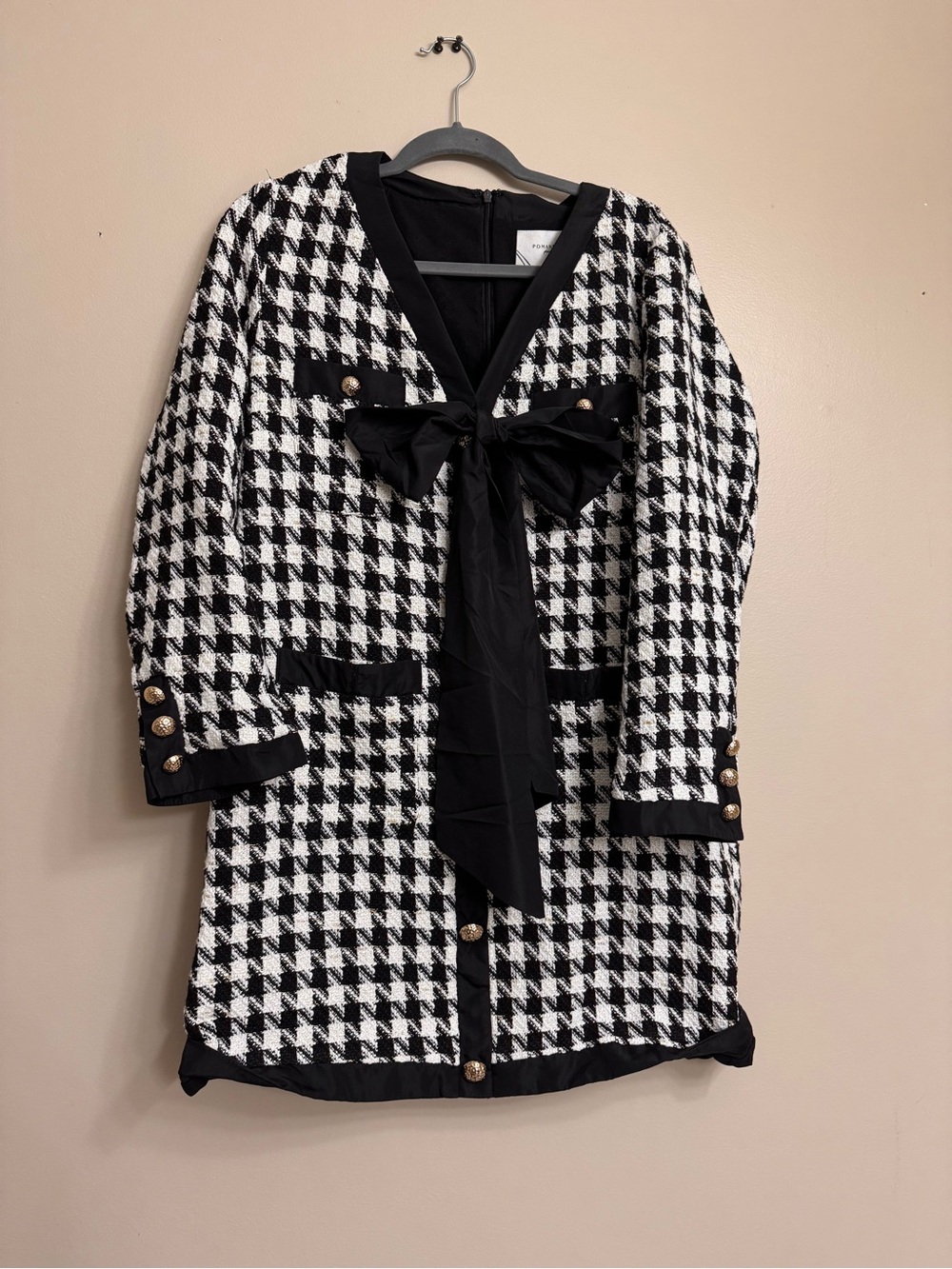 Tuckernuck Pomander Place Black & White Houndstooth Bow-Front Coat